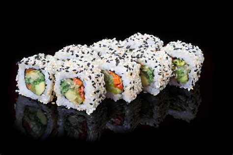 #806885 4K, 5K, 6K, Seafoods, Sushi, Black background | Mocah HD Wallpapers