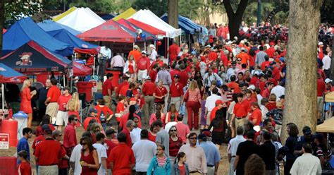 The Grove is officially back: Ole Miss announces tailgating has been ...