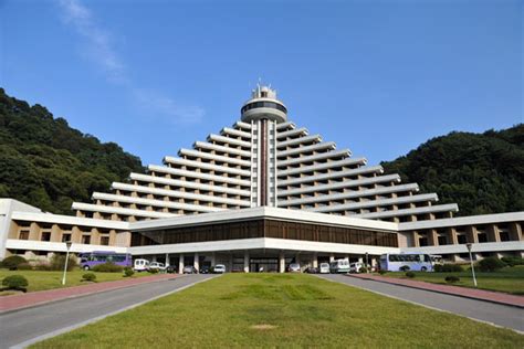 Hotels - travel in north korea