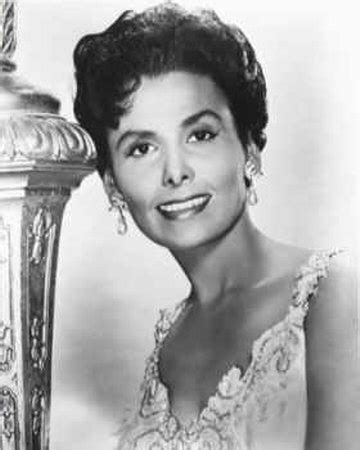 MUSICIAN milestones: Lena Horne, Jazz Singer Who Broke Color Barriers ...