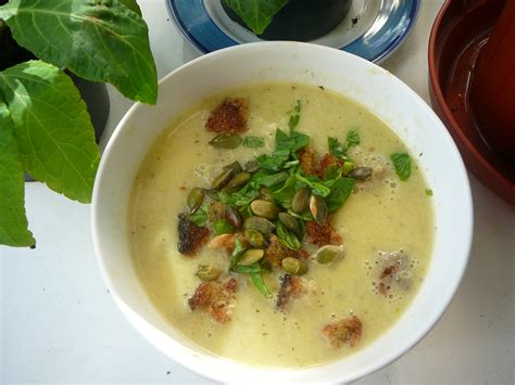 Creamy vegetable marrow and lentil soup - What's the recipe today