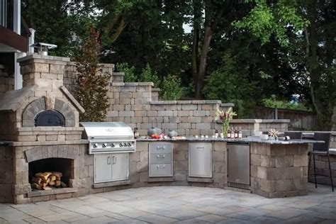 BBQ Island Ideas to Elevate Your Outdoor Cooking Experience - VEVOR Blog