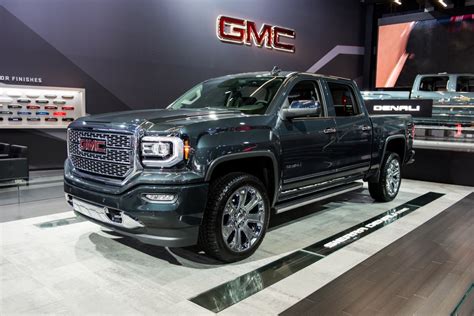 2017 GMC Sierra Denali Ultimate Pictures | GM Authority