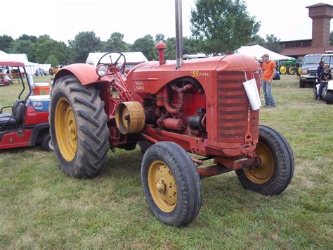 Old Massey Harris | Tractors, Vintage tractors, Classic tractor