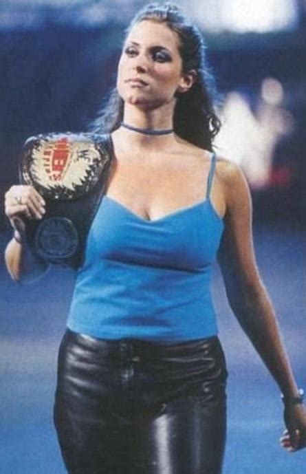 Adam's Wrestling: Best WWE Figurehead... Stephanie McMahon!