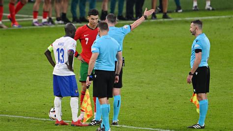 Fans convinced Cristiano Ronaldo made major mistake before penalty ...