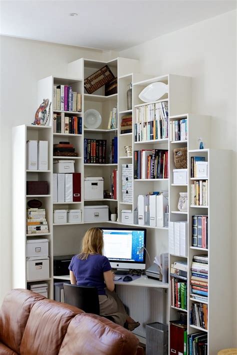 Corner desk – functional and space saving ideas for the home office