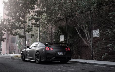 Nissan Gtr R35 Wallpapers / Nissan Skyline Gtr R35 Wallpaper Adorable ...