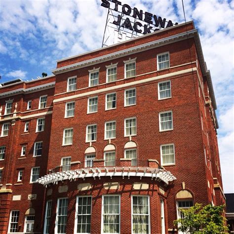 staunton va hotels downtown - Roxana Plunkett