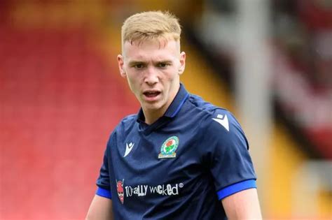 Hayden Carter opens up on Portsmouth summer transfer links after Blackburn Rovers return ...