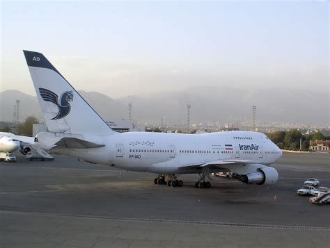 File:IranAir 747 at Mehrabad International Airport.JPG - Wikimedia Commons