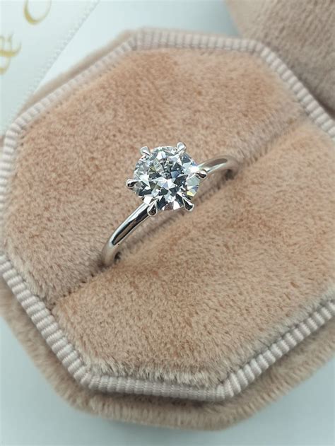 1 Carat Round Brilliant Cut Six Prongs Diamond Engagement Ring | Round ...