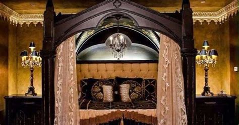 Wow! Stunning Gothic Bed Frame.. Would This Look Good In Your Bedroom ...