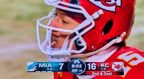 Patrick Mahomes Helmet Shatters Following Helmet-To-Helmet Hit