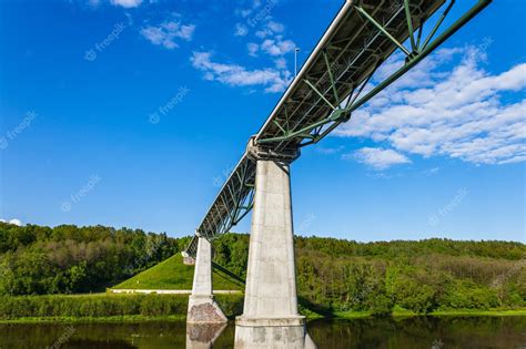 Premium Photo | White rose pedestrian bridge over the river of nemunas. alytus, lithuania