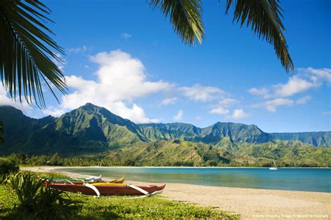 Hawaii, Kauai, Hanalei Bay, Outrigger canoes on resort beach. | Hawaii beaches, Hanalei bay ...