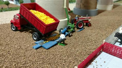 1/64 Model Farm Display | Farm toy display, Farm toys, Tractor idea