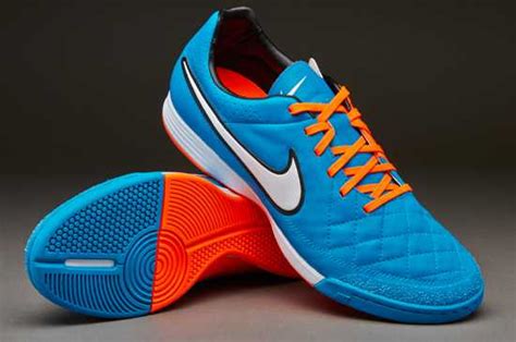 Daftar Harga Sepatu Futsal Nike Terbaru | Harga Sepatu