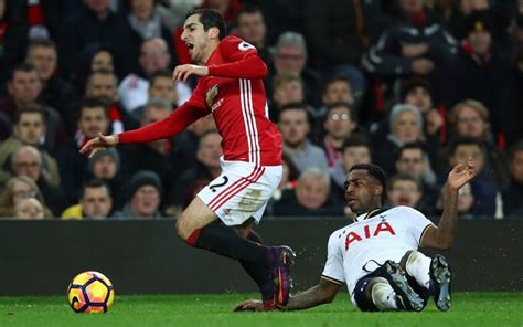 Henrikh Mkhitaryan injury 'scared' Jose Mourinho, but Man Utd ...