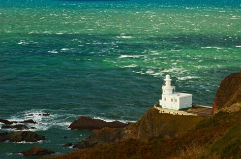 Hartland Point lighthouse | Devon Guide