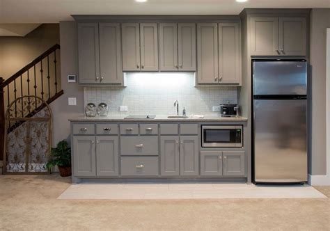 How to Create the Perfect Basement Kitchenette