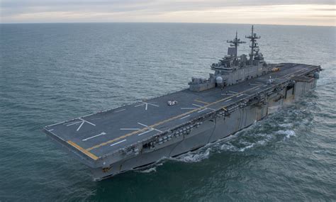 Uss Wasp Class Amphibious Assault Ship