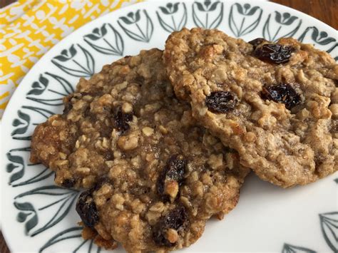 Grandma's Oatmeal Raisin Cookie Recipe