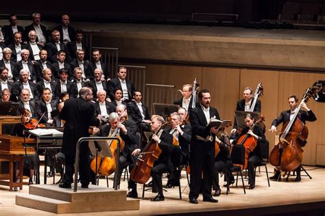 Concert review: Toronto Symphony makes Messiah magic at Roy Thomson Hall