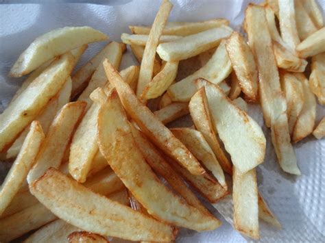 Foodies' Fun...: Finger chips or Potato chips