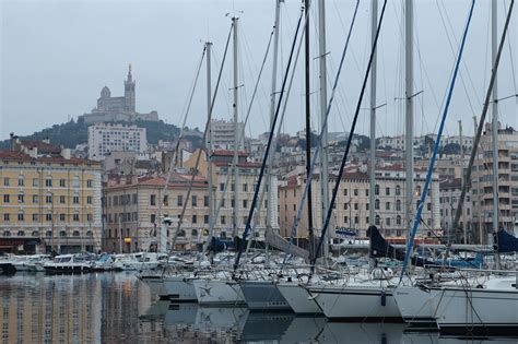 Seasons in Marseille: Weather and Climate