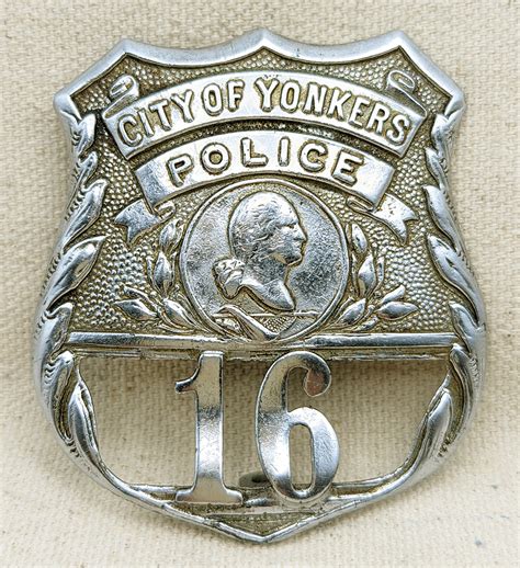 Great Ca 1922 3rd Issue City of Yonkers Police Patrolman Badge #16 by C ...