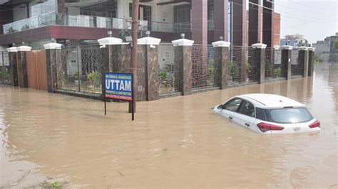 Yamuna water level to recede to 206.72m by tonight: Central Water ...