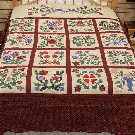 Appliqued Quilts ~ Family Farm Handcrafts