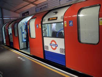 New Victoria Line trains on display at Euston