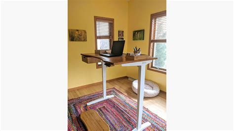 UPLIFT V2 Whiteboard Standing Desk - # 1 Rated | UPLIFT Desk