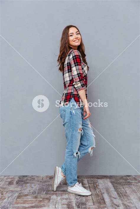 Cute Photo Poses For Girls In Jeans Top - img-weed