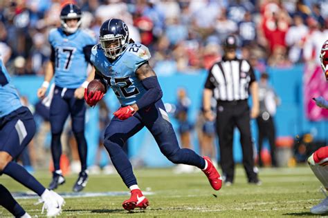 NFL World Reacts To Derrick Henry Injury Update - The Spun