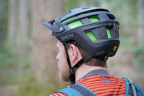 Smith Forefront 2 MIPS Helmet Review | Switchback Travel