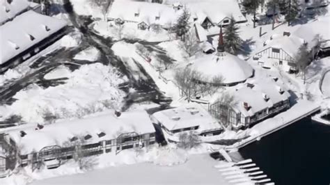 Snow Piles Up to Rooftops in Lake Arrowhead – NBC Los Angeles