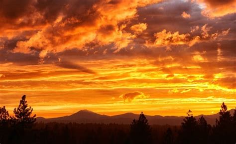 Sunset Over Mt. Bachelor - Travel Oregon