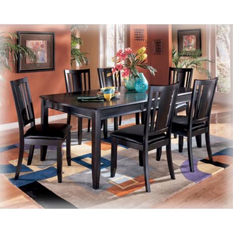 D371-01 Ashley Furniture Carlyle Dining Room Side Chair