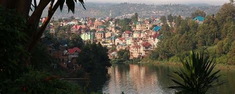 Bukavu town - Visit Bukavu, Bukavu hotels, Bukavu Congo