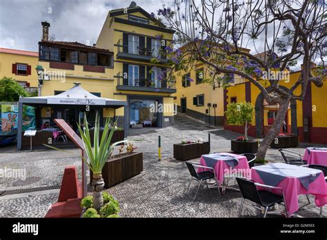 Funchal old town Stock Photo - Alamy