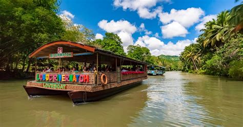 Information about Loboc Floating Restaurant | Guide to the Philippines