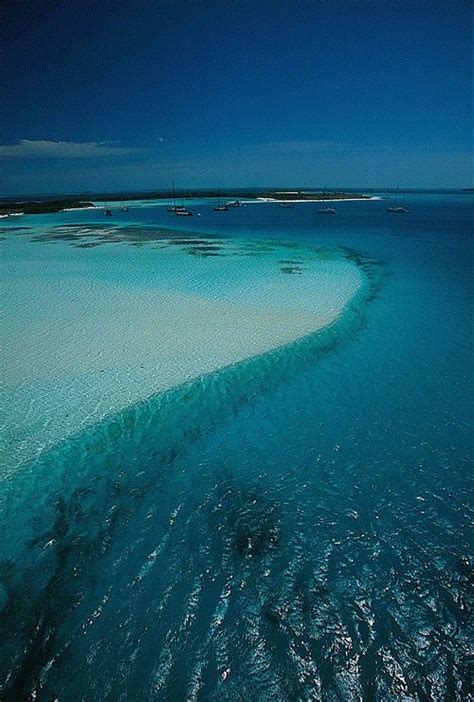 Los Roques Venezuela | Beautiful places to visit, Wonders of the world ...