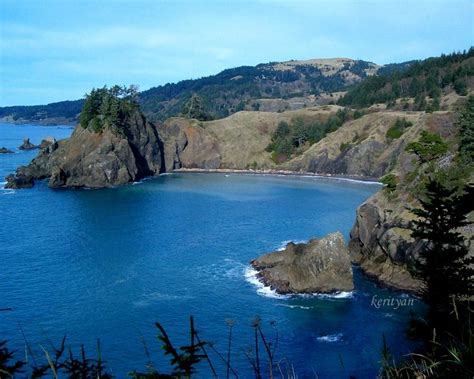 Oregon coast cove ~ by kerityan | Oregon coast, Oregon, Coast