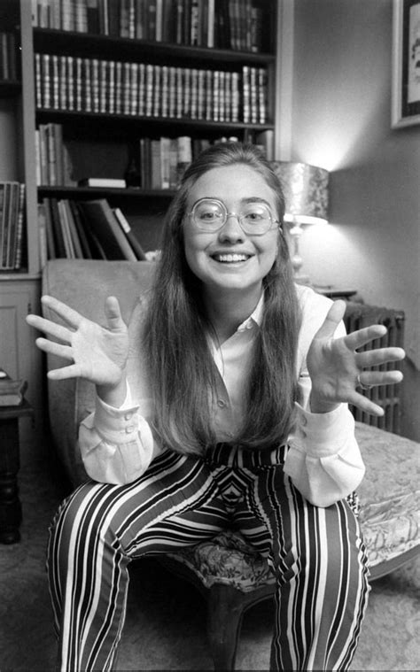 Hillary Clinton, 1970. Born seventy-five years ago today. : r/OldSchoolCool