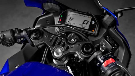 2024 Yamaha YZF-R3 Guide • Total Motorcycle