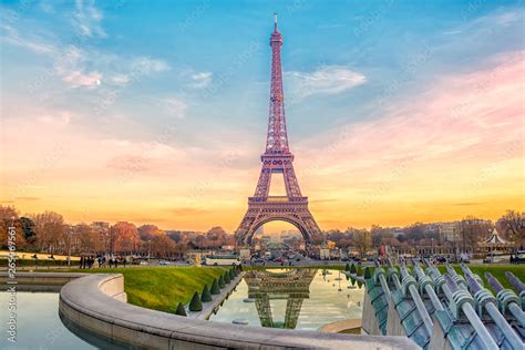 Eiffel Tower Wallpaper Sunset