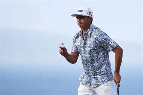 Rickie Fowler wears untucked Hawaiian shirt, social media loses it ...